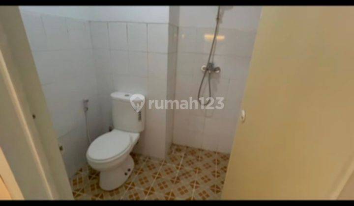 Dijual Apartemen Emerald Tower 2