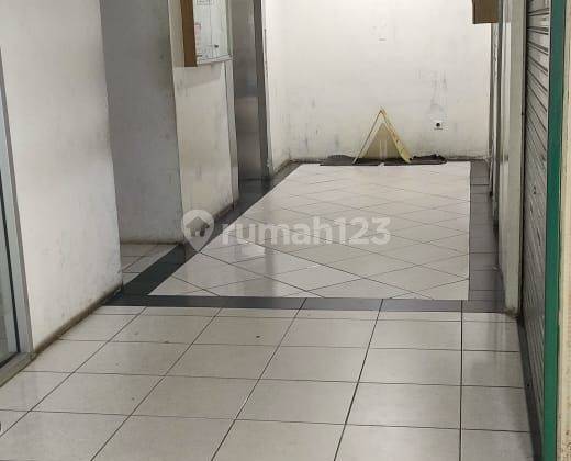 Dijual Rumah MULTIFUNGSI di Tanah Abang Kondisi Bagus Dan Nyaman 2