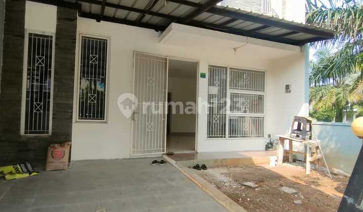 For Sale House In Serpong Garden 2 Beautiful House on Jl. Serpong Garden 2, Suradita, Cisauk District, Tangerang Regency, Banten, Cisauk HGB 2