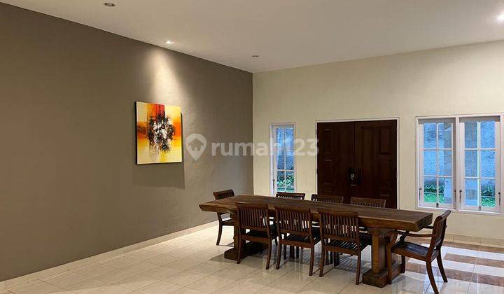 Rumah Besar Modern di Jalan Sekar Tunjung Denpasar Timur 2