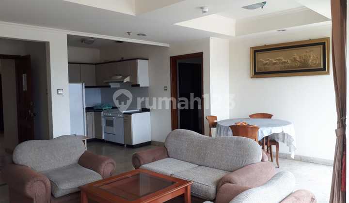 Apartemen mewah lokasi strategis di kawasan perkantoran dan perbelanjaan