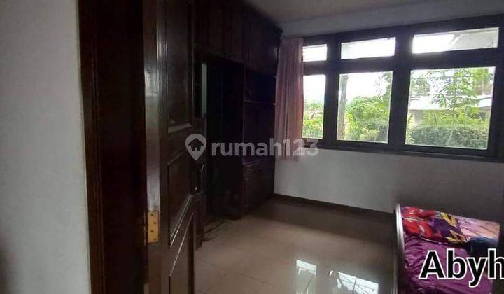 Villa full furnished puncak siap huni hadap kolam renang SHM 9