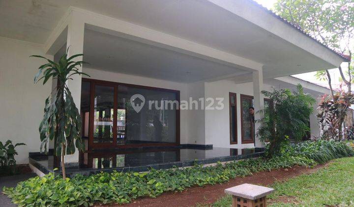 Rumah Taman Besar Bangunan 1 Lantai Harga Negosiable Good Lokasi Di Kemang Jakarta Selatan 1