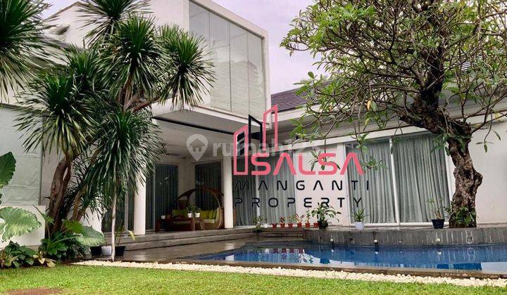 For Sale Dijual Cepat Rumah Cantik Asri Single House Private Pool Harga Murah Lokasi Tenang Dan Strategis Dekat Sekolah Dan Perkantoran Taman Luas Siap Huni Harga Murah Area Kemang Ampera Jakarta Selatan  1