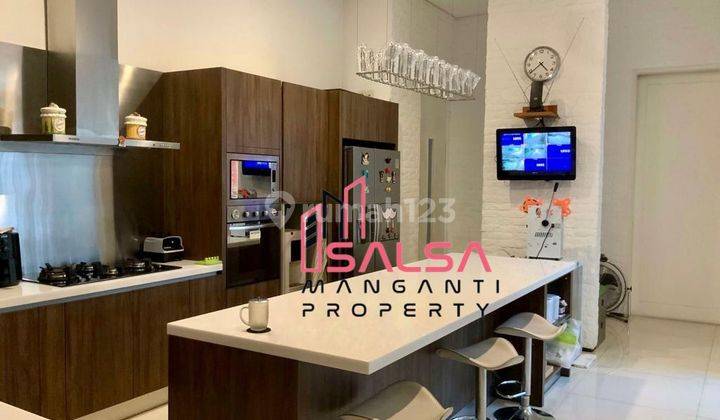 For Sale Dijual Cepat Rumah Cantik Asri Single House Private Pool Harga Murah Lokasi Tenang Dan Strategis Dekat Sekolah Dan Perkantoran Taman Luas Siap Huni Harga Murah Area Kemang Ampera Jakarta Selatan  2