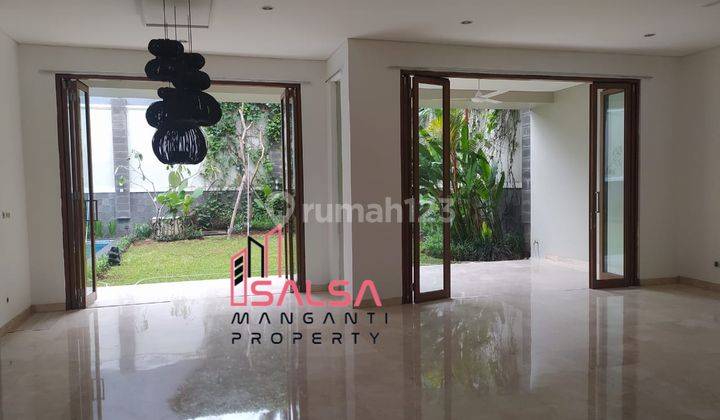 For Rent Disewakan Cepat Rumah Cantik Asri Minimalis Modern Tropical Garden Prime Lokasi Dalam Compound Atau Townhouse Bisa Furnish Atau Semi Furnished Atau Unfurnish Harga Murah Siap Huni Di Kemang Jakarta Selatan  2