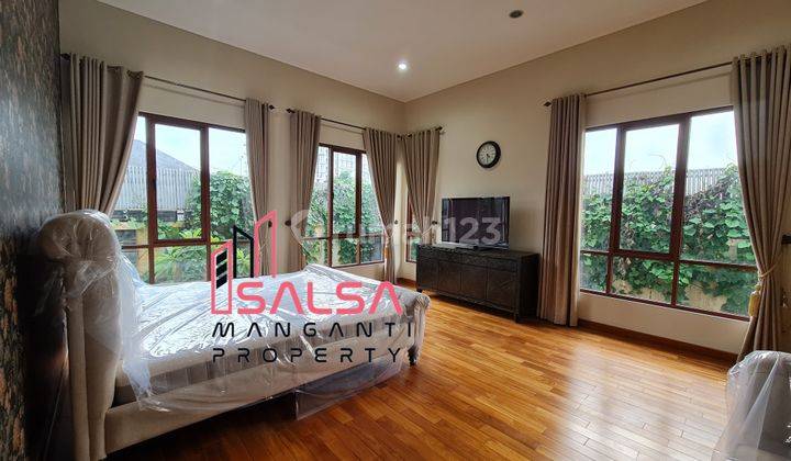 Disewakan Cepat Rumah Cantik Furnished Tinggal Bawa Koper Siap Masuk Cepat Langsung Harga Murah Siap Huni Tinggal Bawa Koper Dekat Sekolah Prancis Dan Perkantoran Dan Dekat Kemang Dan Kebayoran Baru Area Cipete Jakarta Selatan 