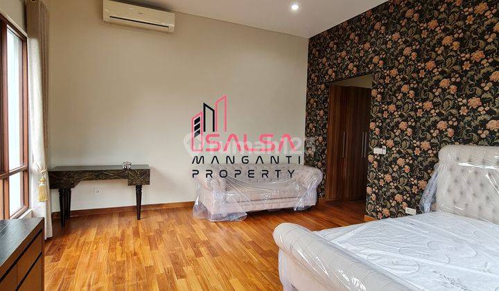 Disewakan Cepat Rumah Cantik Bangunan 2 Lantai 5 Kamar Tidur Private Swimming Pool Furnish Nice Dekat Sekolah Prancis Dan Mrt Dan Mall Kemang Village Dan Dekat Kebayoran Baru Area Cipete Jakarta Selatan  2