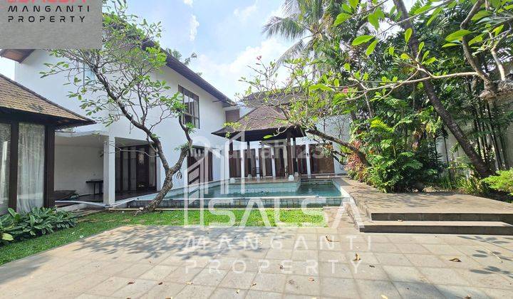Disewakan Cepat Rumah Cantik Nuansa Villa Bali harga Murah Rp.1.2 M an dalam komplek Tenang dan Nyaman dekat Sekolah Prancis dan Kemamg dan Toll Tb Simatupang Dan Dekat Antasari Area Cipete Jakarta Selatan 1