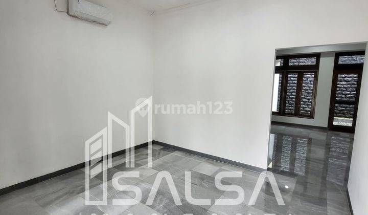 DISEWAKAN CEPAT RUMAH MURAH BISA KANTOR ATAU TEMPAT TINGGAL HARGA 450 JUTA DEKST BLOK M DAN MABES DAN DEKAT SENOPATI AREA KEBAYORAN BARU JAKARTA SELATAN 2