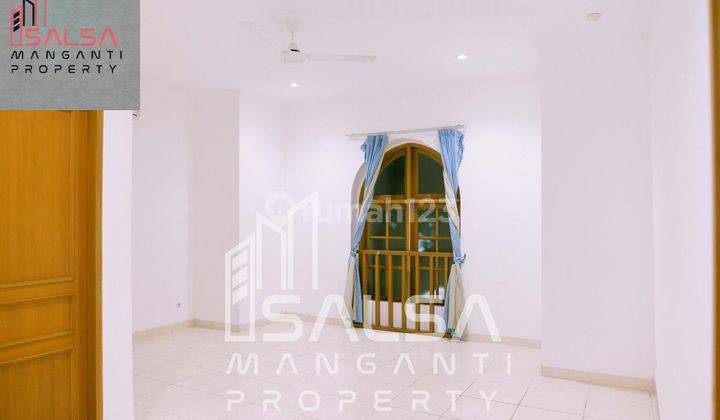 FOR RENT HOUSE HARGA MURAH 430 JUTA 5 BEDROOM TANAH 1000 METER SIAP HUNI LOKASI STRATEGIS DEKAT SEKOLAH DAN KEMANG RAYA DAN CAFE BAR AREA KEMANG CIPETE JAKARTA SELATAN  2