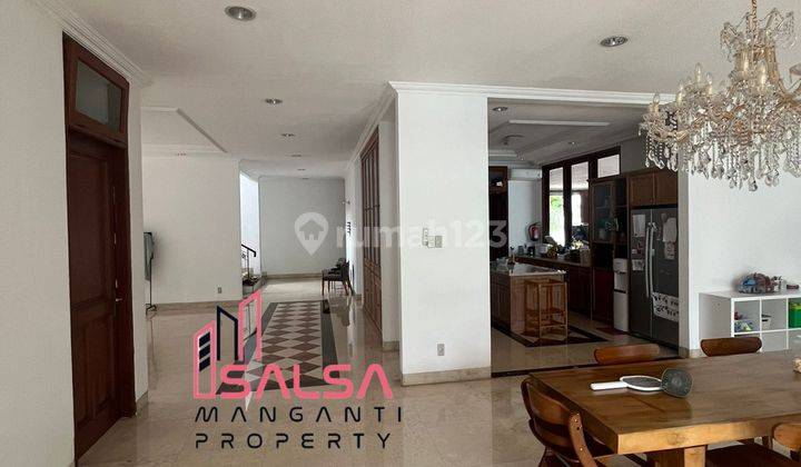 Dijual Cepat Rumah Cantik Asri Siap Huni Dekat Sekolah Internasional Dan Perbelanjaan Dan Perkantoran Lokasi Nyaman Strategis Area Pejaten Barat Kemang Jakarta Selatan  2