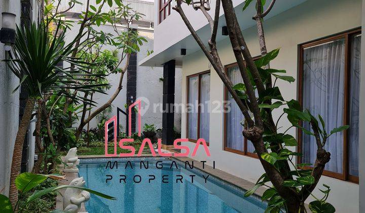 Disewakan Rumah Cepat Cantik Bangunan 2 Lantai 5 Kamar Tidur Private Swimming Pool Furnish Nice Dekat Sekolah Prancis Dan Mrt Dan Mall Kemang Village Dan Dekat Kebayoran Baru Area Cipete Jakarta Selatan  1