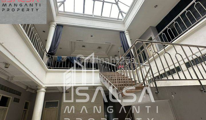 Dijual Cepat Rumah Hitung Tanah atau Ruang Usaha Lokasi Komersial pinggir jalan raya bisa buat klinik atau ruang usaha atau cafe atau restoran atau ruko atau multifungsi luas tanah 300 M harga Rp.7.8 M lokasi pinggir jalan raya Tebet Barat Jakarta Selatan 2