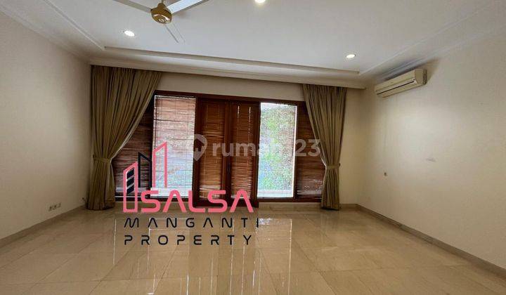 Disewakan Rumah Cantik Asri Tropical Garden Taman Cantik Tanah Luas Harga Murah Siap Huni Area Pejaten Kemang Jakarta Selatan  2