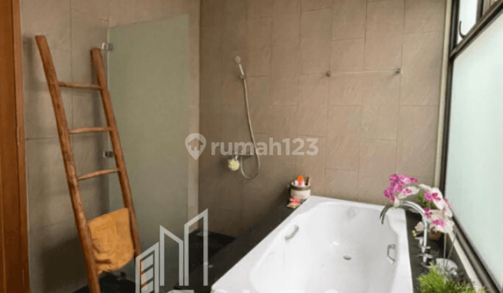 Dijual Cepat Villa atau Rumah Mewah Fully Furnish Cantik Bergaya Bali View Gunung Pangrango dan Gunung Salak Lokasi nyaman Harga Murah Rp.3.95 M Fully Furnish tinggal bawa koper harga nego banget Di Vimala Hills Resort Ciawi Gadog Puncak Bogor  2