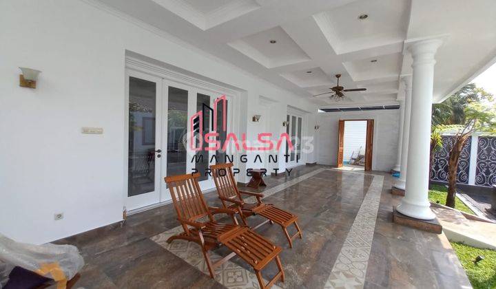 Disewakan Cepat Rumah Cantik Asri Minimalis Modern Semi Furnished Siap Huni Lokasi Strategis Area Kemang Jakarta Selatan  2