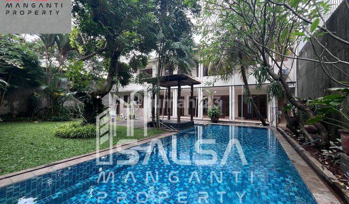 DISEWAKAN CEPAT RUMAH NICE GARDEN GAZEBO DOUBLE GATE PINTU PAGAR LUAS TANAH 1000 METER LOKASI STRATEGIS DEKAT SEKOLAH INTERNASIONAL DAN PERBELANJAAN DAN PERKANTORAN KAMAR TIDUR 7 PRIVATE POOL AREA EXPAT DEKAT KEMANG RAYA AREA PEJATEN KEMANG JAKARTA SELATA 1
