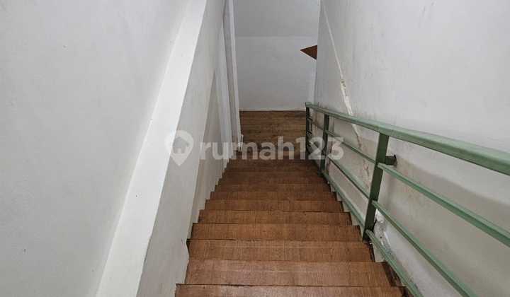 3-story Shop House in a Busy Neighborhood by Bungur Senen Roadside 2