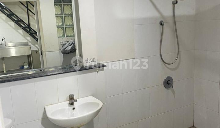 DIJUAL RUMAH  Di Jln Janur Indah VI Kelapa Gading 2