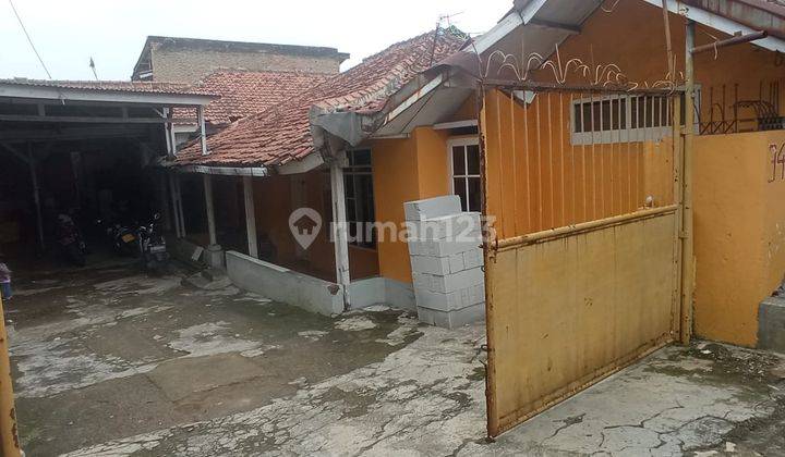 Di Jual Tanah Dan Bangunan Daerah Holis Mainroad 4