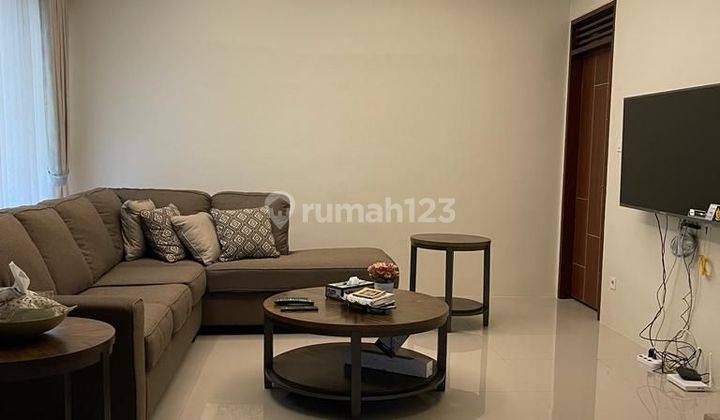 ruang keluarga di jual rumah fully furnished