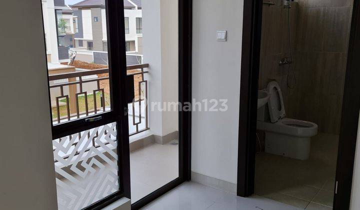 di Jual Rumah Deluxe Amagria Eka Podomoro Park Bandung 2