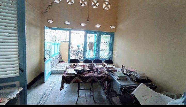 Rumah hitung tanah

Jl.kapasan kidul no..

Simokerto,Surabaya. HEN.B178 3