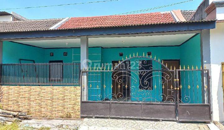 Rumah Bagus Siap Huni Lokasi Strategis Taman Menganti Emas  1