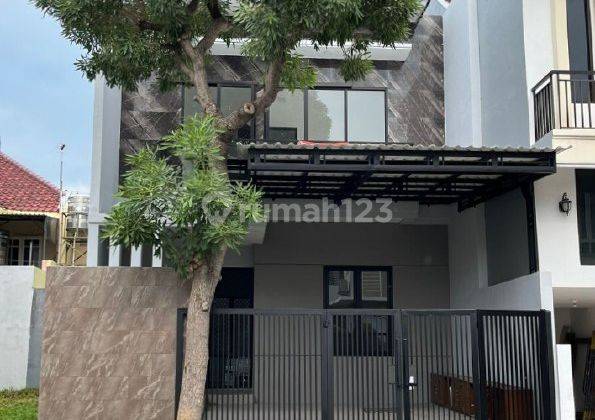 Rumah Bagus Mewah Siap Huni di Pakuwon City Taman Mutiara  1