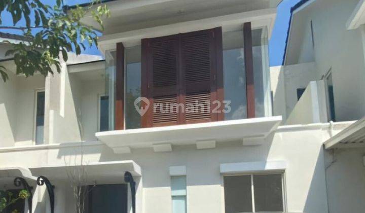 Rumah Mewah Bagus Siap Huni Lokasi Strategis Grand Harvest  1