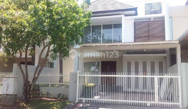 Rumah Bagus Siap Huni Graha Family Surabaya  1