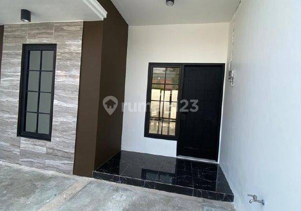 Rumah Baru Minimalis Modern Di Rungkut Asri Surabaya 2