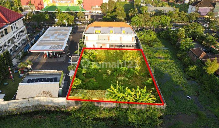 Land for rent in strategic location, Sunset Road Kuta 1