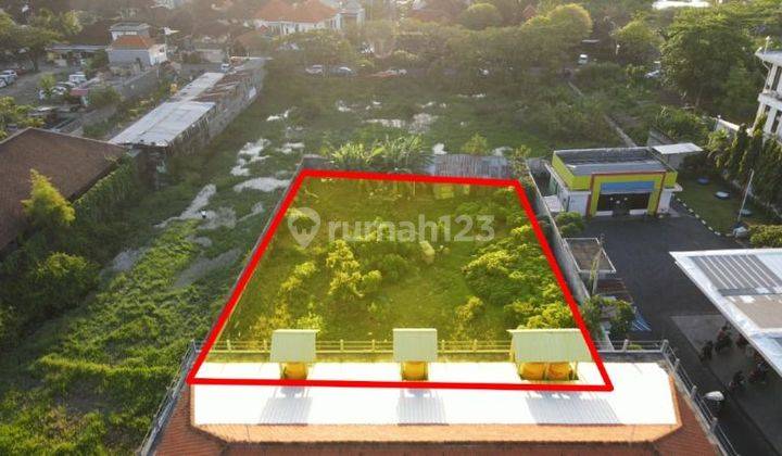 Land for rent in strategic location, Sunset Road Kuta 2