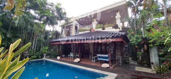 Furnished Villa For Sale At Seminyak, Located In Tourist Area, Close To Seminyak Beach, Double Six Beach And Bintang Supermarket Seminyak