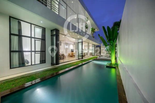 Leasehold Villa At Tibubeneng With Modern Design And Furnished Condition, Surrounded By Villa And Restaurant, Close To Berawa Beach Leasehold Villa At Tibubeneng With Modern Design And Furnished Condition, Surrounded By Villa And Restaurant, Close To Berawa Beach