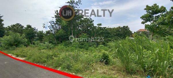 Land In Pecatu, Kuta Selatan, In Quiet Area, Close to Melasti Beach 1