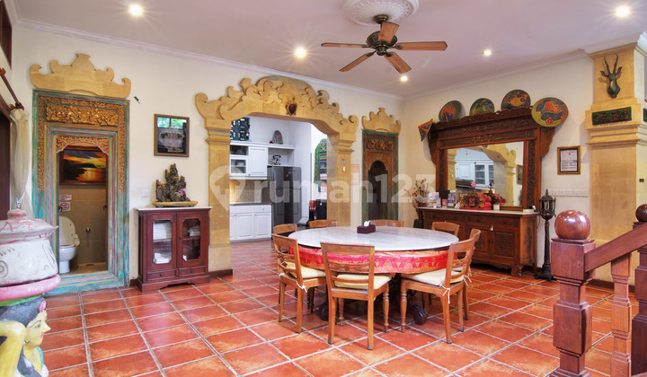 Villa Jual Mewah Murah Siap Huni Pusat Seminyak 2