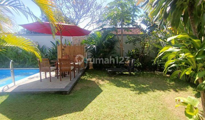 Villa for Sale Cheap Luxury Semi Furnished Sanur Area 1