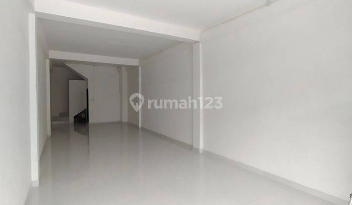 Ruko Sewa Murah Siap Pakai Pusat Gatot Subroto Tengah 2