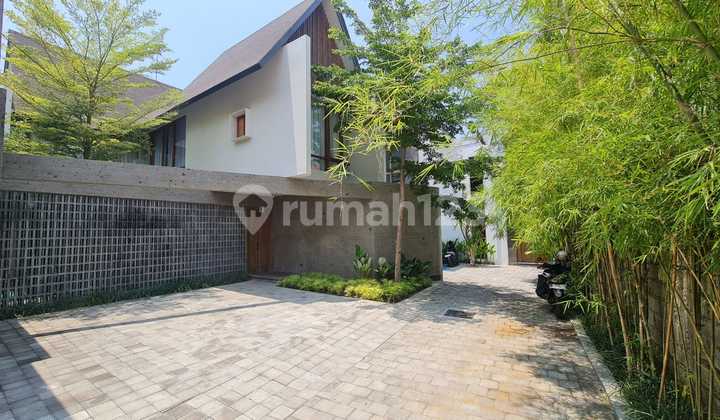 Luxury Freehold Villa For Sale Very Close To Pererenan Beach Luxury Freehold Villa For Sale Very Close To Pererenan Beach