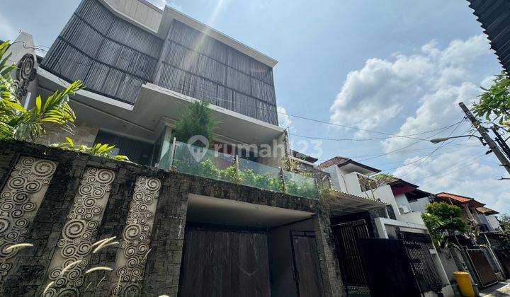 Villa 3 Lantai Full Furnished Siap Huni Di Sanur 1