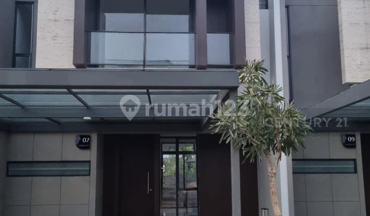 Rumah 2 Lantai Modern Minimalis Di Podomoro Park