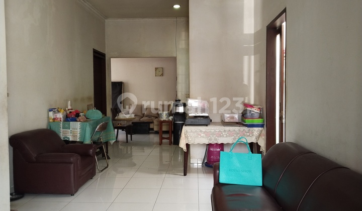 Holis Indah 1 Garden House Near Strategic School 2