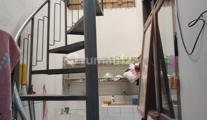 Ready-to-Occupy House, Well-Maintained, and Strategically Located in Pondok Mas Baros 2