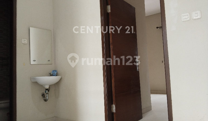 Rumah Siap Huni Pasadena Residence 1,5 Lantai Strategis 2