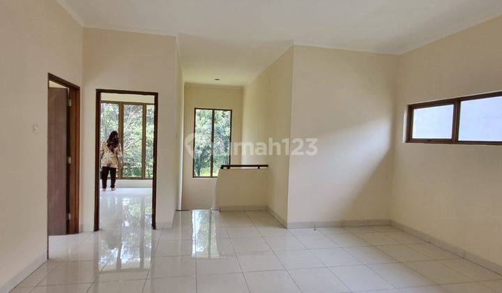 Rumah Siap Huni di Emerald Garden Bintaro Tangerang Selatan 6
