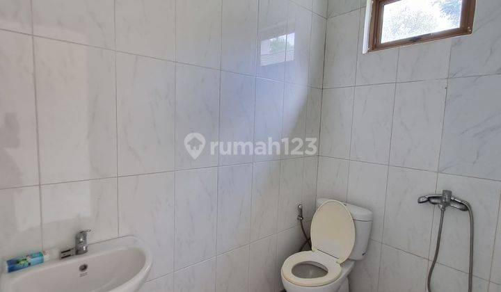 Rumah Siap Huni di Emerald Garden Bintaro Tangerang Selatan 9