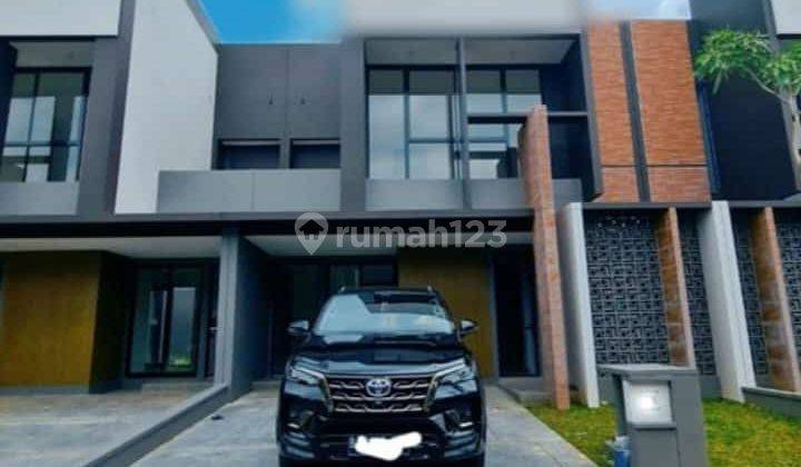 Rumah Keren 2 Lantai Rapi Bersih Siap Huni di Suvarna Sutera 1